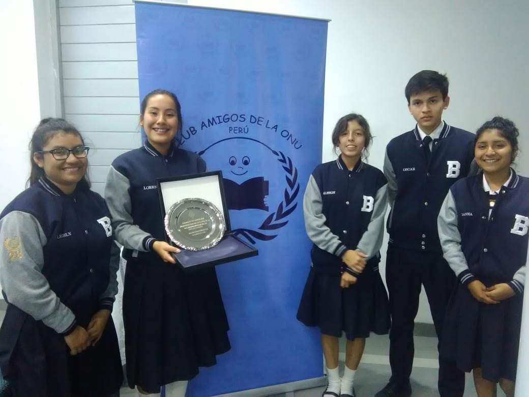 Estudiantes Brünning en una experiencia de logro y proyección